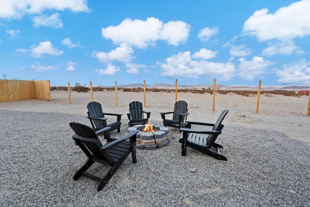 Sunfair Heights Star Gazers Modern Home On 5 Acres Of Land! מראה חיצוני תמונה