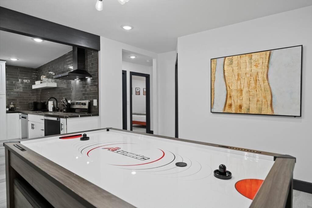 Sunfair Heights Star Gazers Modern Home On 5 Acres Of Land! מראה חיצוני תמונה